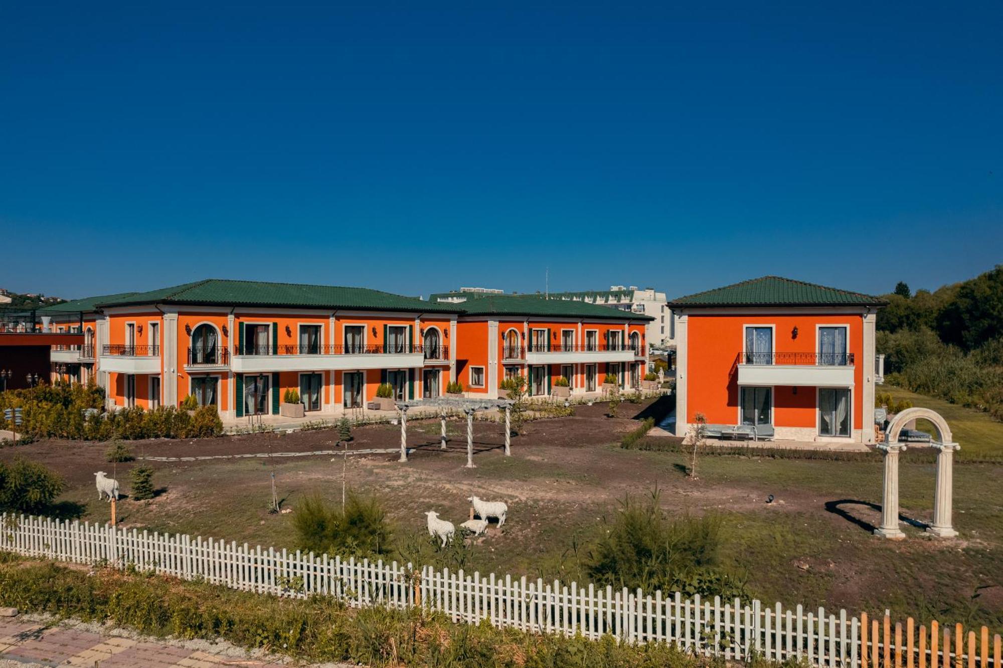 Villas For 4 Or 6 Adults In Therma Village Kranevo Buitenkant foto