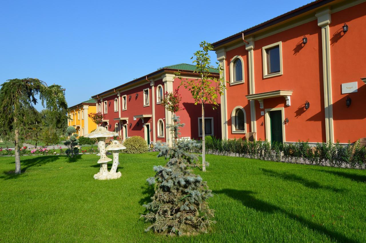 Villas For 4 Or 6 Adults In Therma Village Kranevo Buitenkant foto